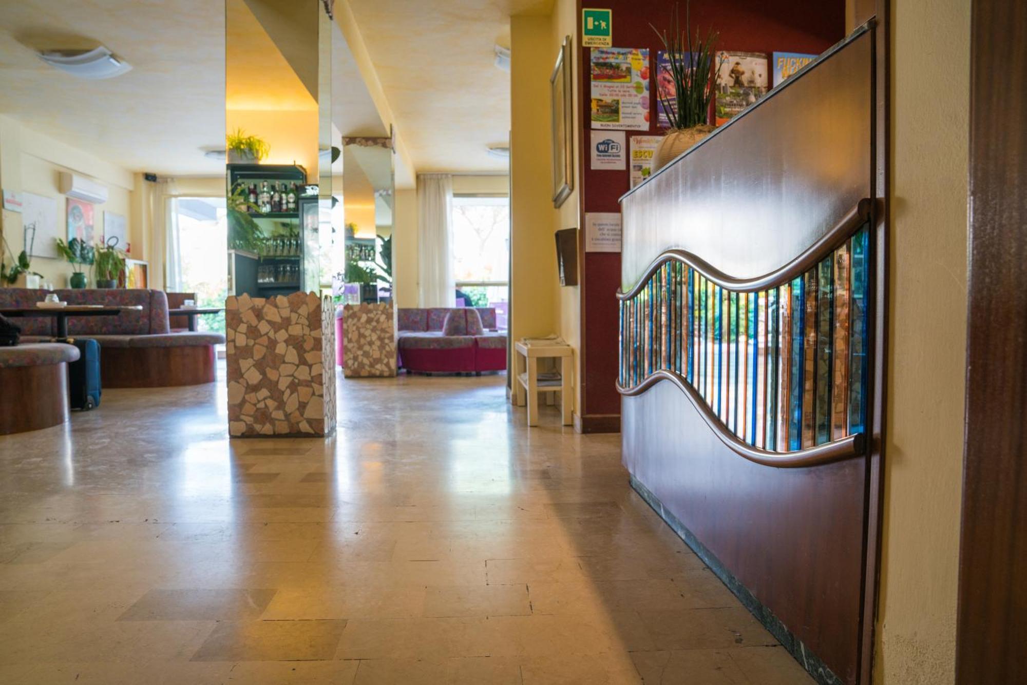 Hotel Singapore มิลาโน แมริตทิมา ภายนอก รูปภาพ